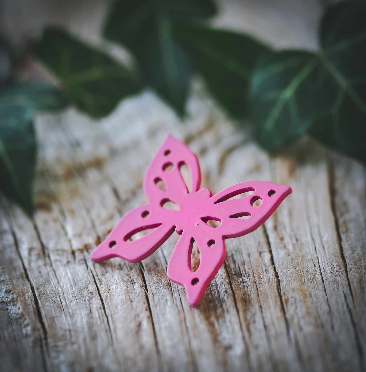 Butterfly pin